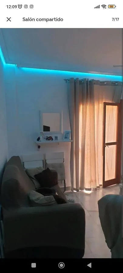 Habitación privada, apartamento centro Málaga cerca de la playa 0*,  Spagna